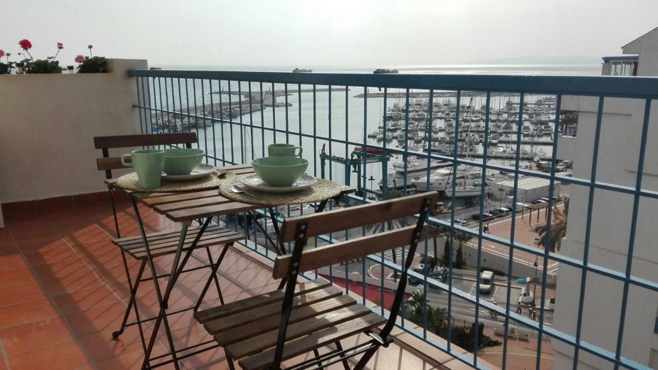 Vista Al Faro Apartment Estepona Luaran gambar
